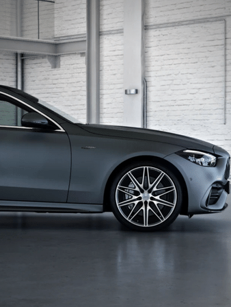 Mercedes-AMG C 43 4MATIC Premium Plus Saloon Half 2