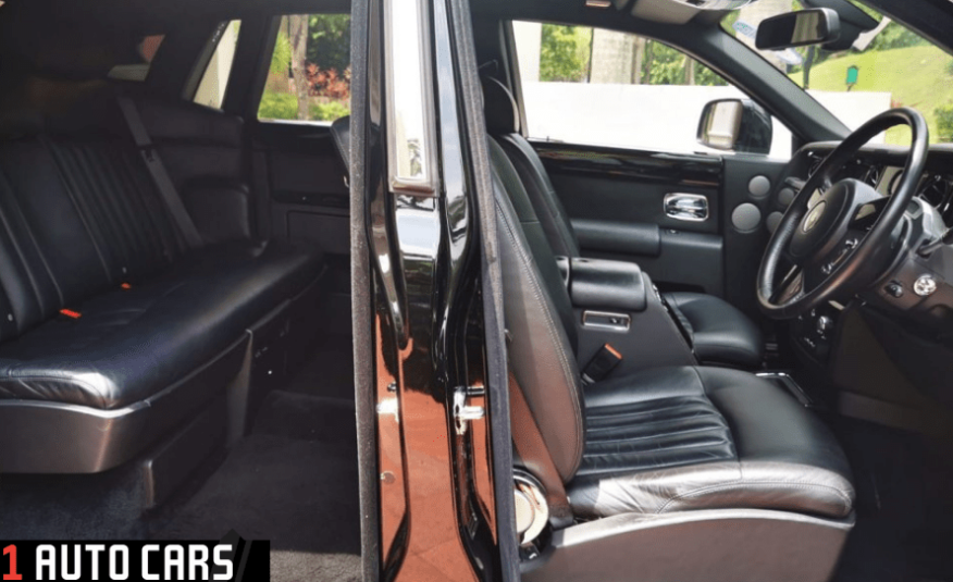 Rolls-Royce Phantom