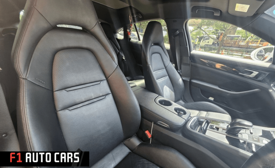 2018 Porsche Panamera 4 3.0A PDK Executive