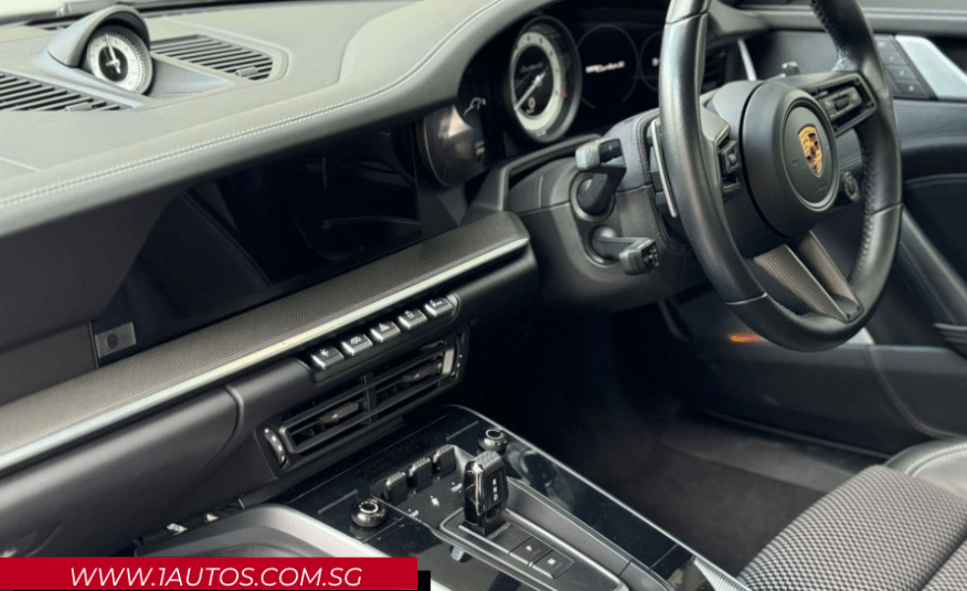 Porsche 911 Turbo Coupe 3.8A PDK