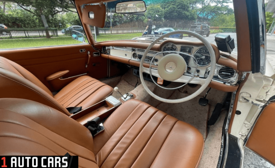 Mercedes-Benz 280SL