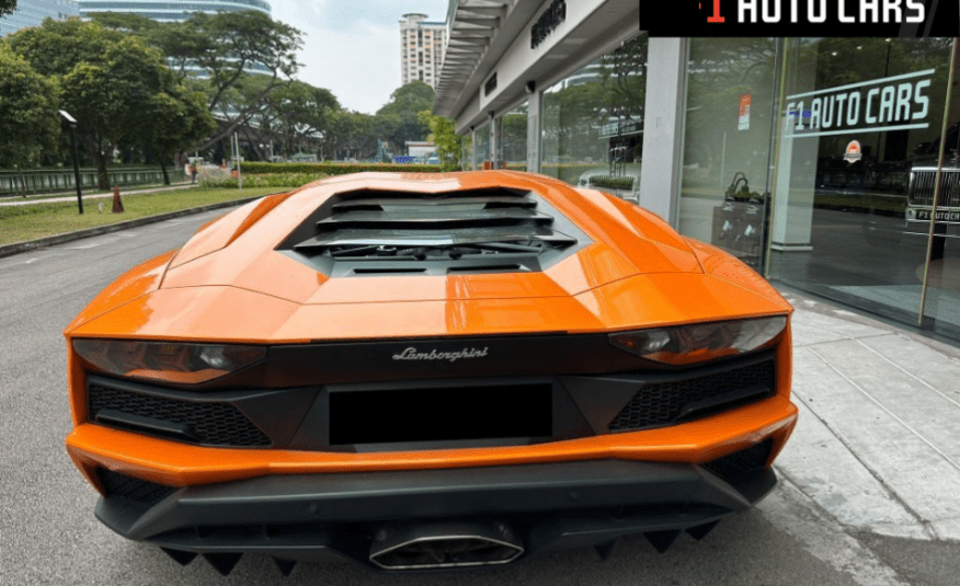 2021 Lamborghini Huracan LP640-4 Performante