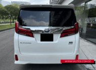 Toyota Alphard Hybrid 2.5A SR C-Package Moonroof