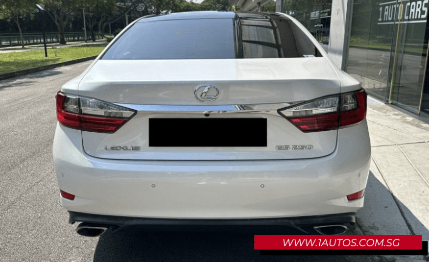 Lexus ES250 Luxury Sunroof