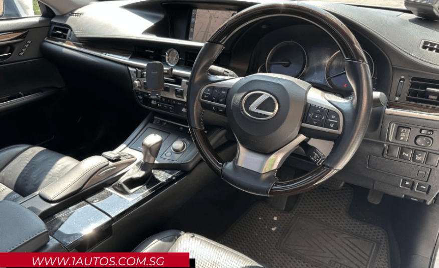 Lexus ES250 Luxury Sunroof