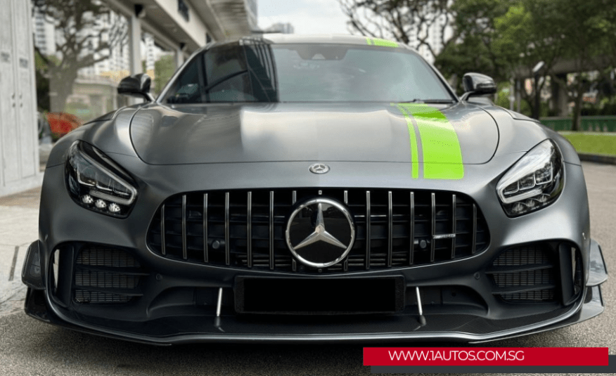 Mercedes-Benz AMG GT R
