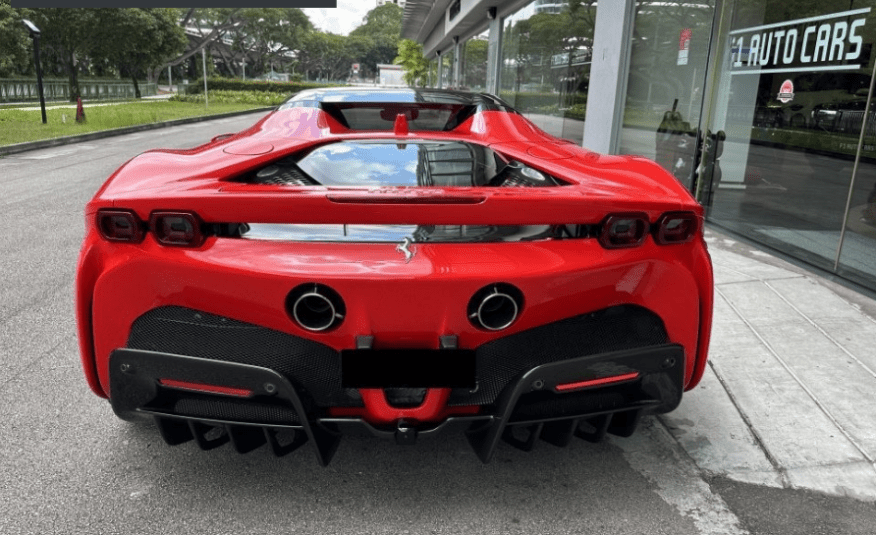 2022 Ferrari SF90 Spider Plug-in Hybrid 4.0A