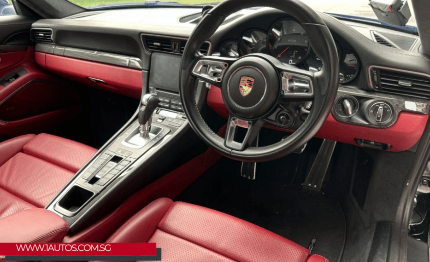 Porsche 911 Carrera GTS 3.0A PDK Sunroof